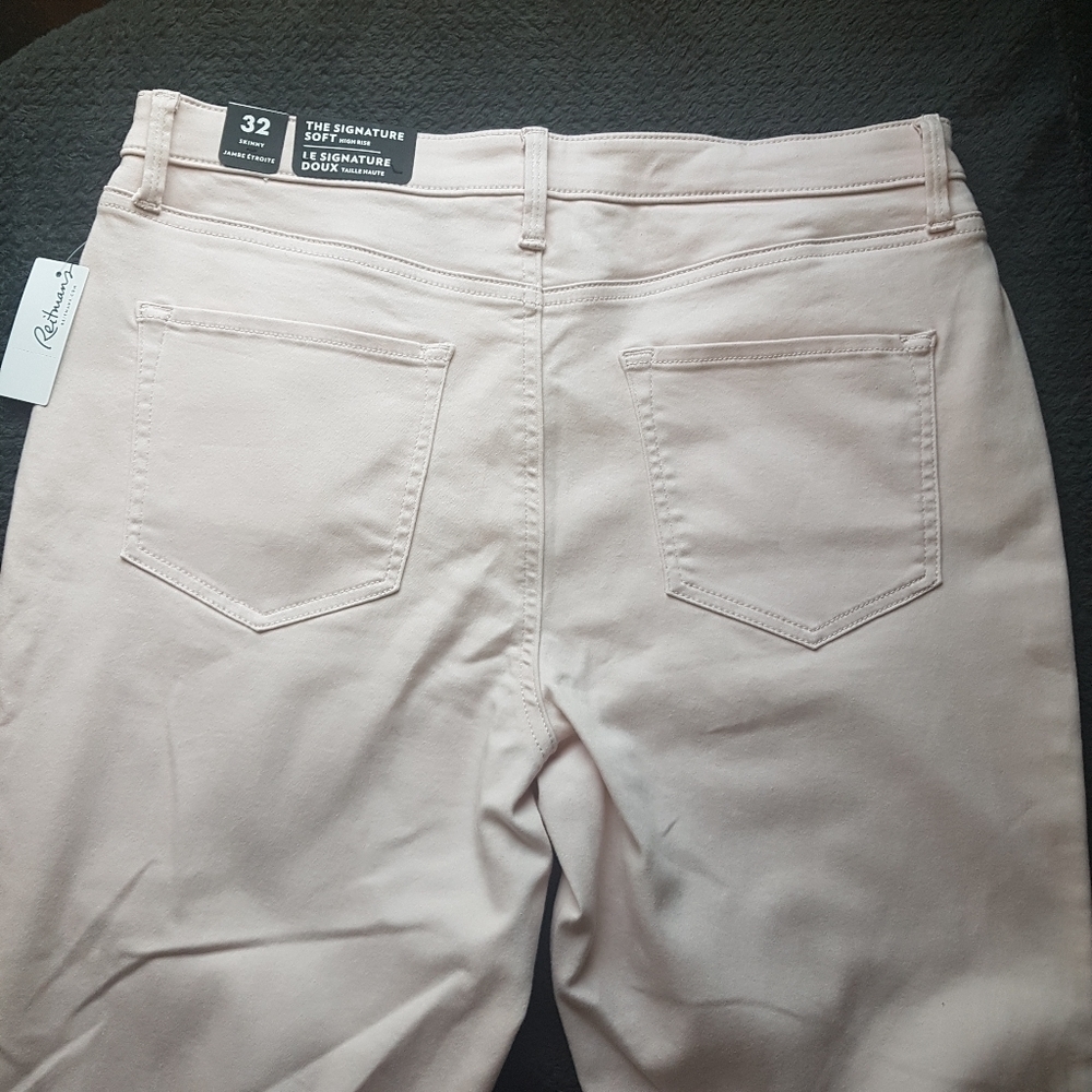 Reitman's Signature Soft High Rise Skinny Jeans - Picture 6 of 14